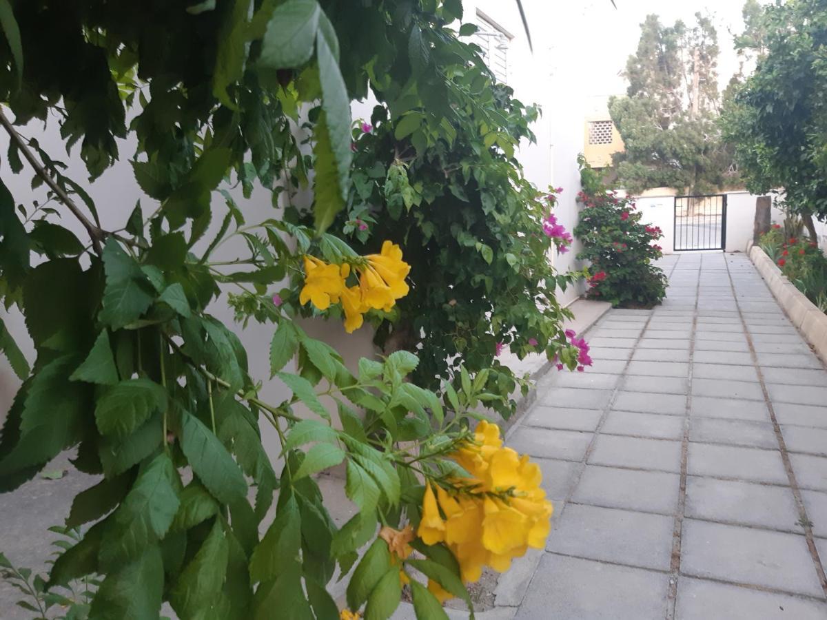 House Near The Beach Perivolia Buitenkant foto