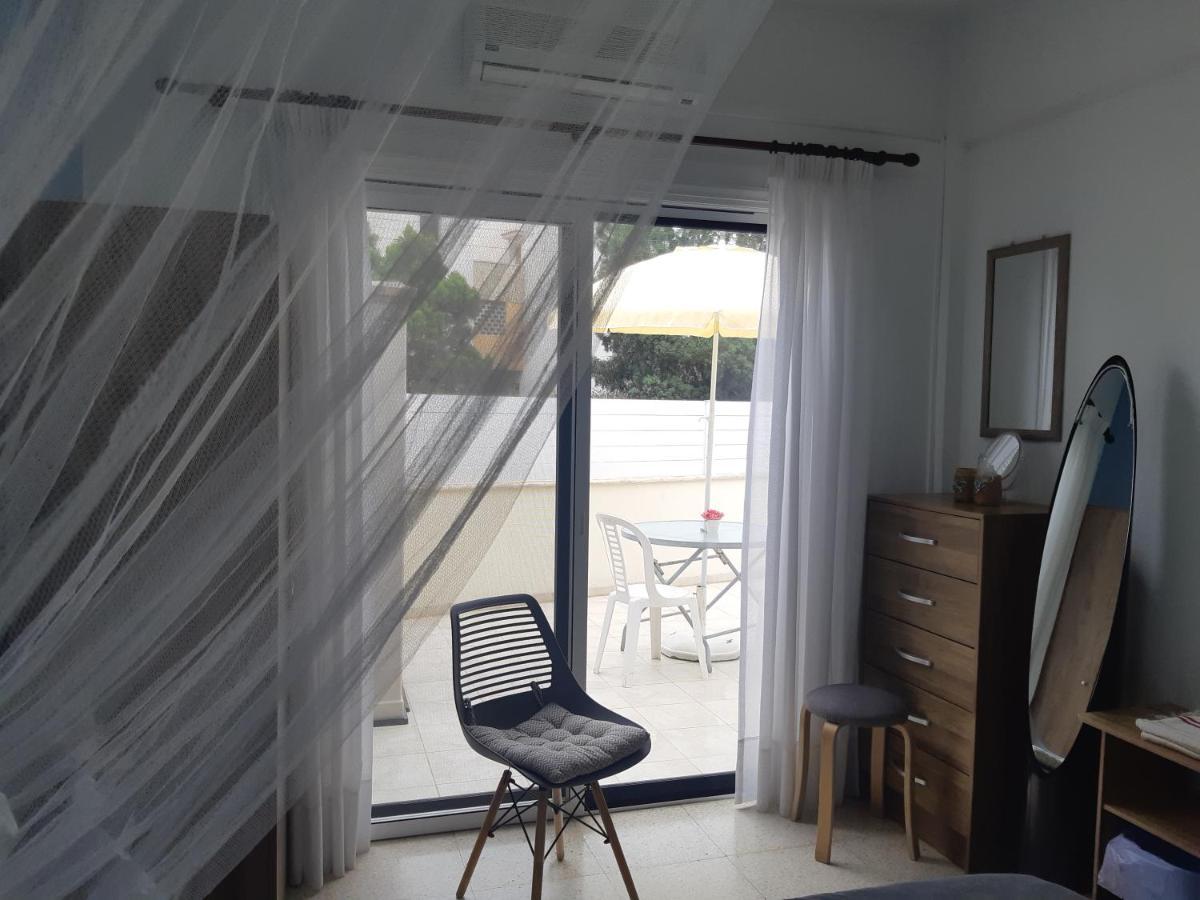 House Near The Beach Perivolia Buitenkant foto