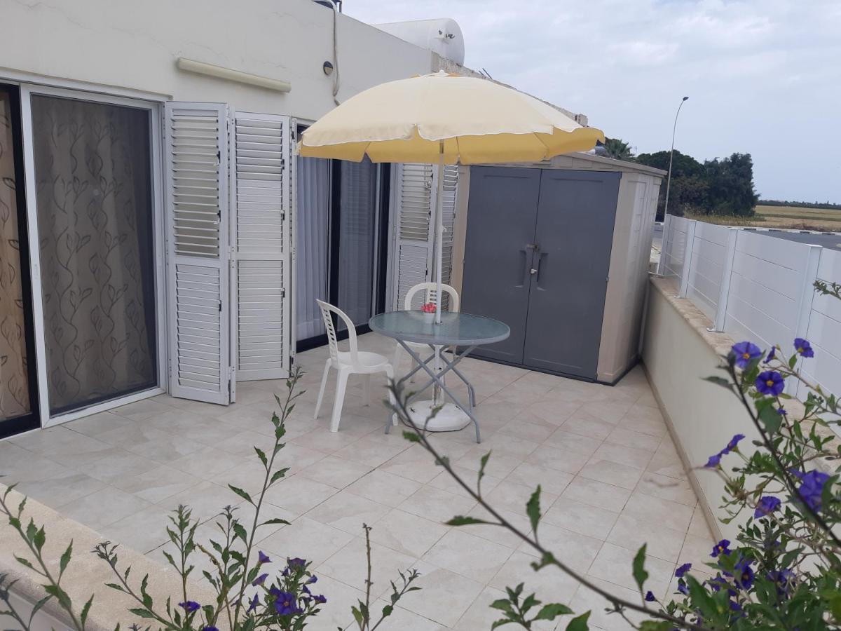 House Near The Beach Perivolia Buitenkant foto